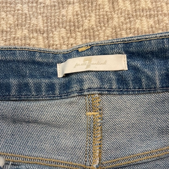 7 for All Mankind Jenn distressed skirt, size 26 - Picture 3 of 5